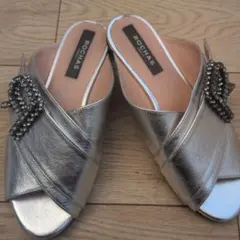 ROCHAS シルバー ビジュー付きサンダルのサムネイル