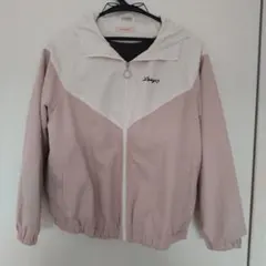 フード付きピンクホワイトジャケット