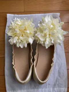mic project flat shoes, gold, floral motif, size 23.5cm