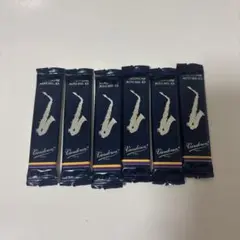 アルトサックス　リード未使用品　8箱 768442-01.jpg