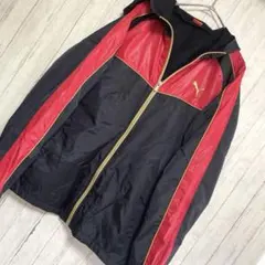 PUMA ウィンドブレーカー フード付き ブラック レッド　 M ジャケットのサムネイル