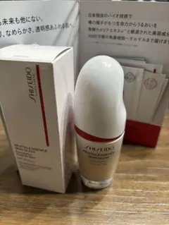 資生堂リキッドファンデ⭐︎リバイタルエッセンス スキングロウ 130 Opal美品