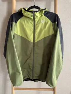 NIKE トレーニングジャケット　L 【美品】