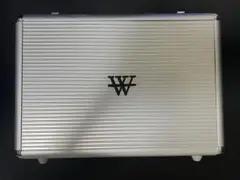 ヨコサワポーカーセット アルミケース入り オリジナルポーカーセット – World Wide Yokosawa