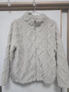 Item thumbnail for item 0edf93de-654b-4f03-b6ca-9d82ab5c93c3