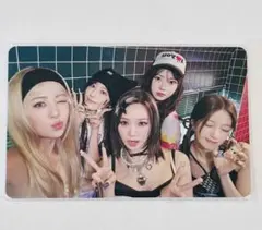 LE SSERAFIM GR8 コラボTシャツ 付属トレカ