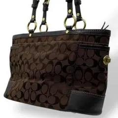 美品　コーチ　トートバッグ　肩がけ　ターンロック　シグネチャー　茶　ブラウン