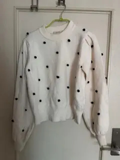 ホワイト ドット柄 ニットセーター 長袖