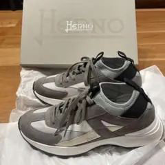 2025年最新】herno スエードの人気アイテム - メルカリ