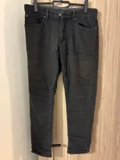 UNIQLO EZY JEANS ブラック スリムタペード