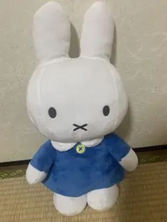 ミッフィー　ぬいぐるみBIG
