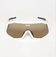 Item thumbnail for item 5e9065a4-602f-42af-b50d-6ac5b1eb84ca