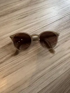 Ray-Ban RB2180 ベージュ サングラス