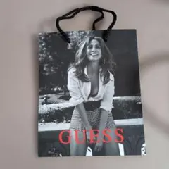 k*】様 GUESS　ショッパーのサムネイル