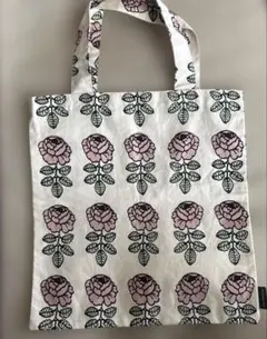 タグ付新品☆marimekko☆マリメッコ☆Vihkiruusu☆トート - メルカリ