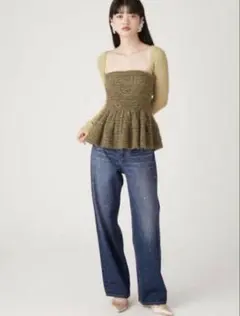 最終価格Lily Brown candy stock 完売品00ビジューパンツのサムネイル