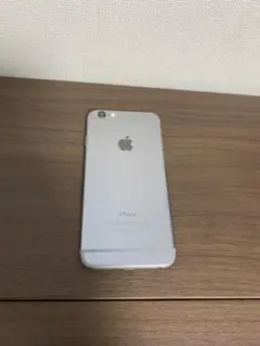 iPhone 6 Silver 64 GB au