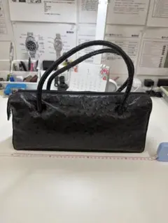 ブラック オーストリッチ調デザイン ハンドバッグ コンパクトサイズ