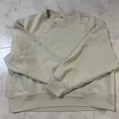 ユニクロ　Mサイズ　トレーナー