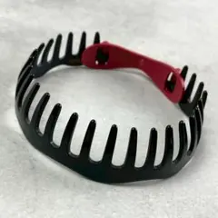 美品✨ALEXANDRE DE PARIS ウェーブ カチューシャ アクセサリーのサムネイル