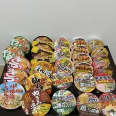 カップ麺 ラーメン うどん 28点 アミューズメント 詰め合わせのサムネイル
