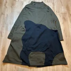 アシンメトリー　モックネック　チュニック　オリーブ　デザイン長袖ワンピース