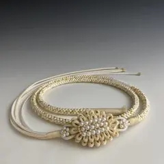 新品未使用品　振袖正絹帯締めパーツ付き 白/ゴールド