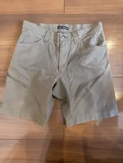 ARC'TERYX ショートパンツ カーキベージュ31のサムネイル