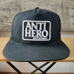 ANTI HERO 黒 キャップのサムネイル