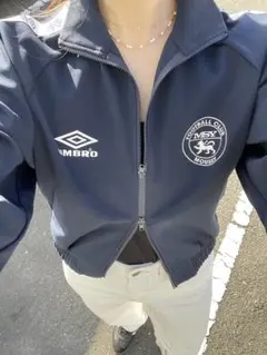 UMBRO ネイビー ジップアップジャケット