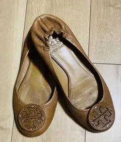 Tory Burch ・トラバーチ＊フラットシューズ　23.5cm キャメル