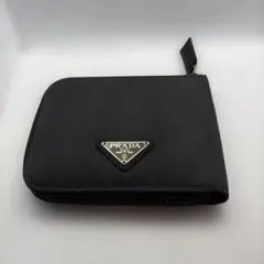 PRADA 二つ折り財布 ラウンドファスナー ブラックのサムネイル