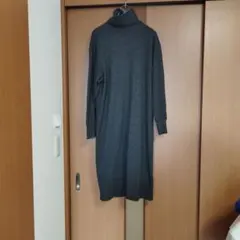 UNIQLO グレー タートルネック ワンピース S