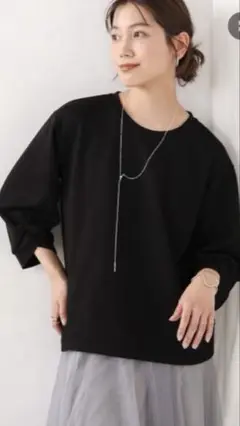 【新品、試着のみ】Bou Jeloud ダンボール袖タックトップス ブラック