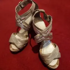 D.IANA シルバー ストラップサンダル