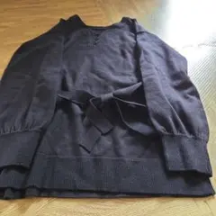 黒いウエストリボン付き長袖ニットセーターMサイズ