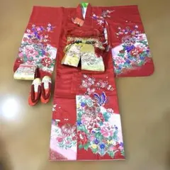 フルセット七五三 ７歳女の子　着物　金プリント　蝶　（襦袢・足袋・ヘア止め付き）