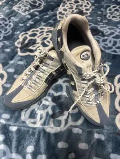 Item thumbnail for item ab9b3108-d036-49fb-8249-02bd692b1bf4