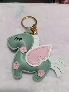 グリーン チャ-ム 新品