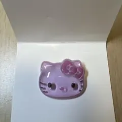 サンリオ　ハローキティ　ぷっくりったい　バッジ