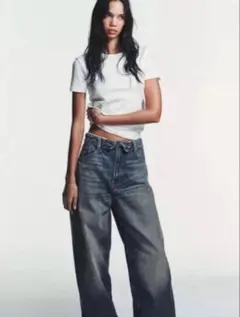 ZARA新作　TRF ミッドライズ折り返しウエストデニムパンツ