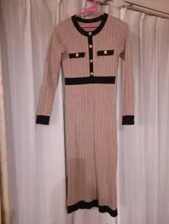 リブ編み長袖ニットワンピース