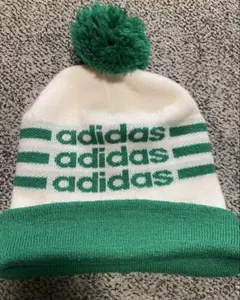adidas 3本ライン　ポンポン付きニット帽 ホワイト/グリーン