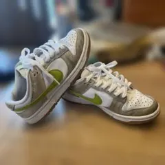 NIKE DUNK LOW ホワイト ライムグリーン