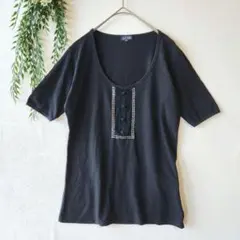 アルマーニジーンズ『F』くるみボタン スパンコール Tシャツ 半袖 オフィスのサムネイル