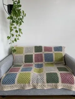 かぎ針編みソファカバー　モチーフ編み　ブランケット　マルチカバー　ハンドメイド
