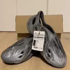 2026年最新】yeezy foam runner mx graniteの人気アイテム - メルカリ