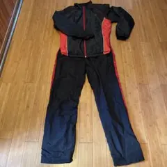 IGNIO秋冬用ジャージ 上下セット ブラック×レッド