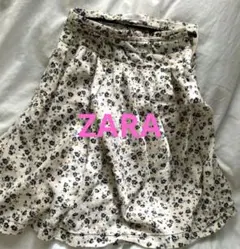 ZARA 花柄 フレアスカートのサムネイル