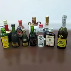 古酒ミニボトル6本 ウイスキーその他 ROYAL12年/エンブレム/騎士ボトル